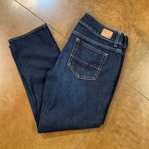 American Eagle Artist Crop Jeans. Like New. Size 10.